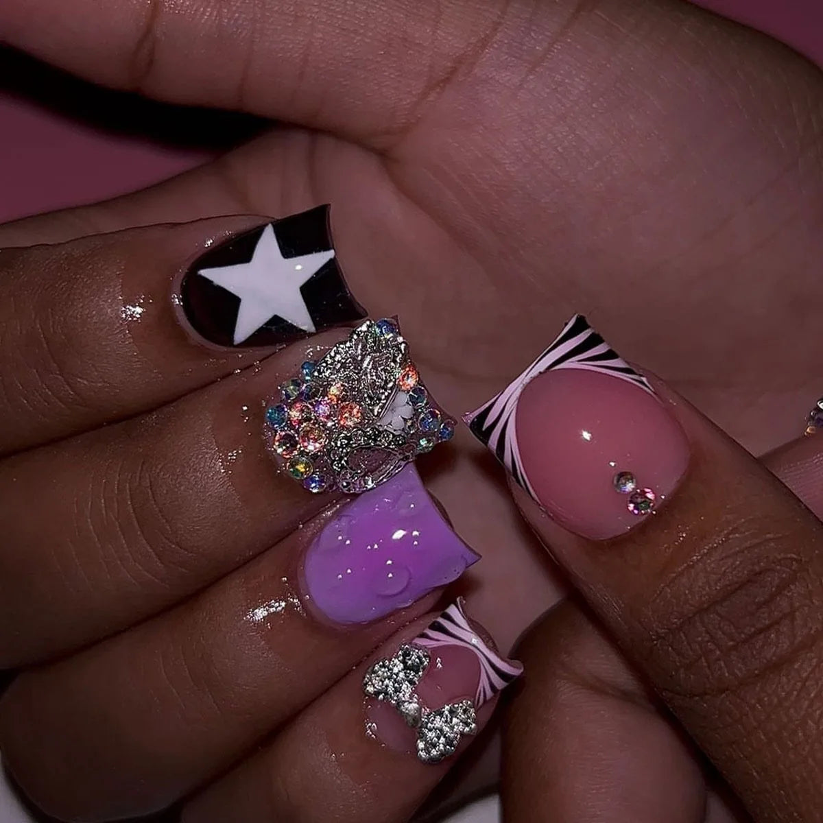 Coquette Babe – Press on nails 3D