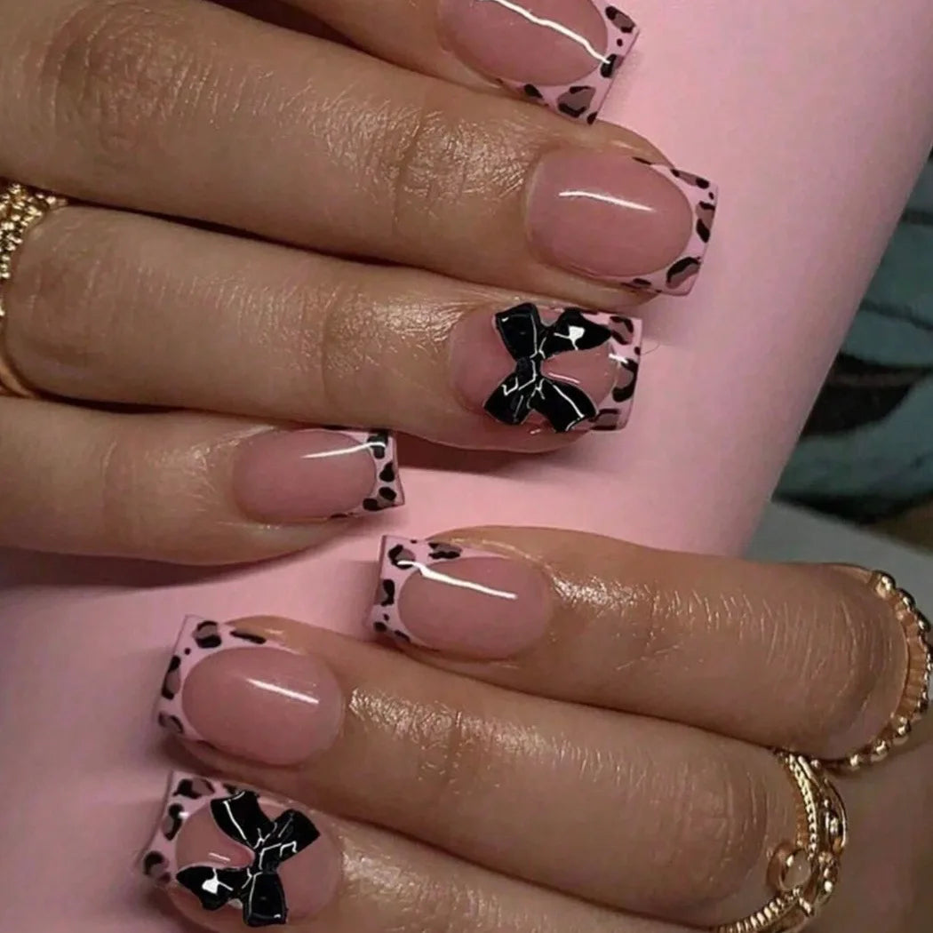 Coquette Babe – Press on nails 3D