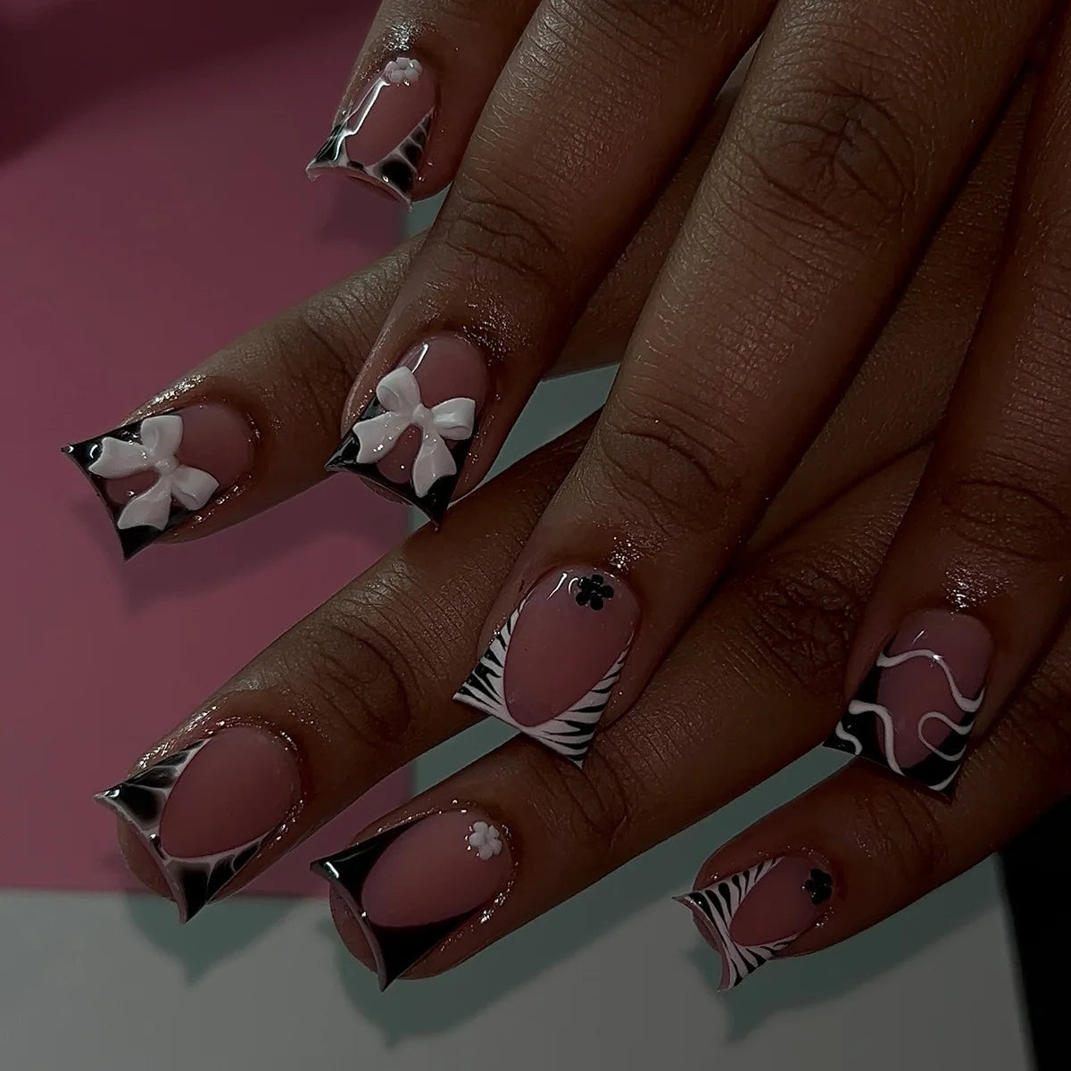 Coquette Babe – Press on nails 3D