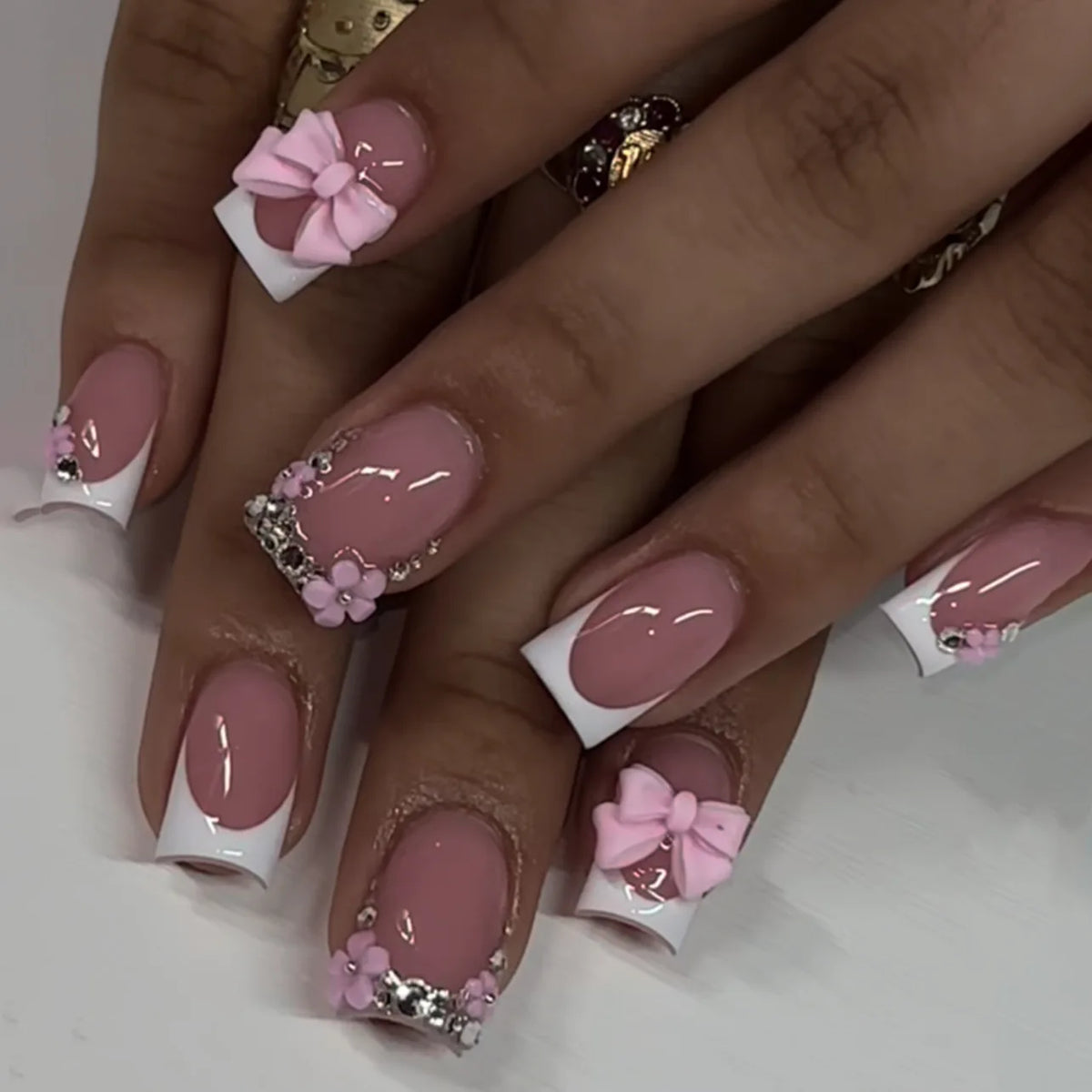 Coquette Babe – Press on nails 3D